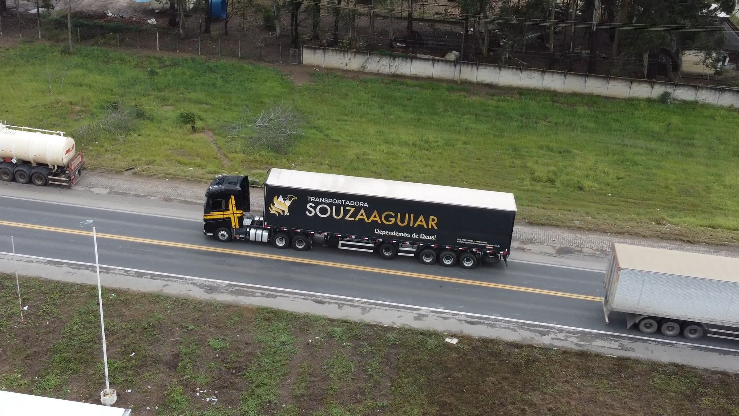 Transporte de cargas realizado pela Transportadora Souza Aguiar
